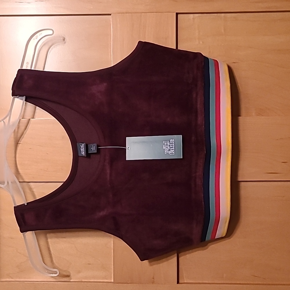 Wild Fable Vineyard grape color crop top